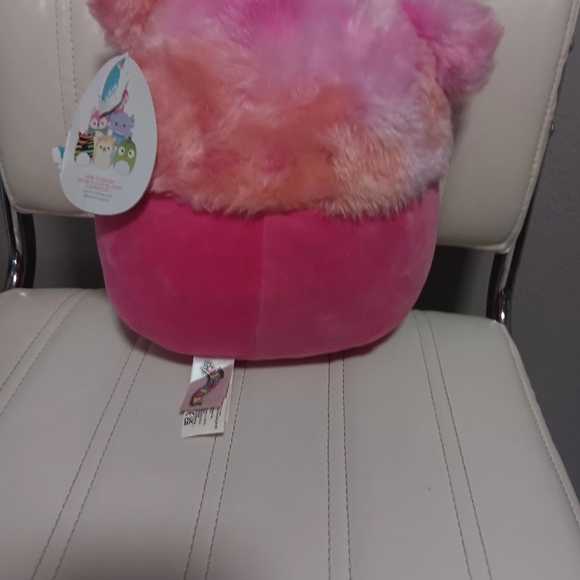 Squishmallows Pink Plush Toy - Picture 3 of 4